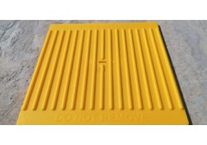 HI-VIS SMALL HOLE COVER - UP TO 200MM